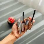 ریمل سه بعدی مدل Voluminous